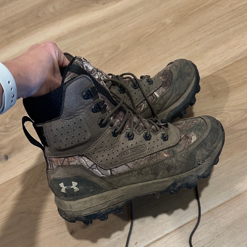 Under Armour Brown Camo Hiking Boots